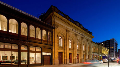 City Halls exterior. 