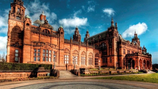 Front of Kelvingrove Art Gallery & Museum