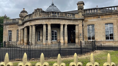 Elderpark library external building